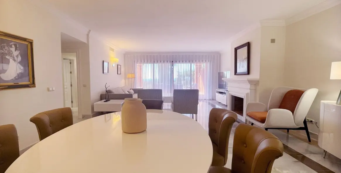 Sale of middle floor apartment in Monte Halcones 7