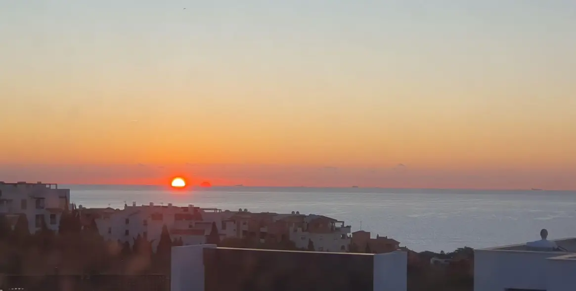 Продажа  отдельно стоящей виллы в La Duquesa 17