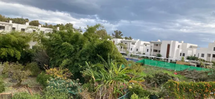 Sale of residential plot in Casares 0