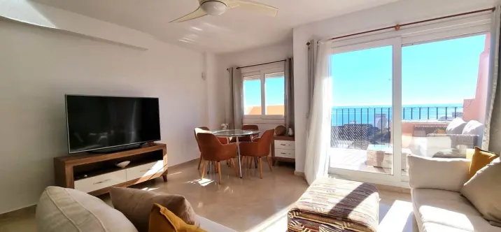 Venta de ático dúplex en Calahonda 1