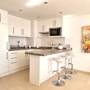 Venta de ático dúplex en Calahonda