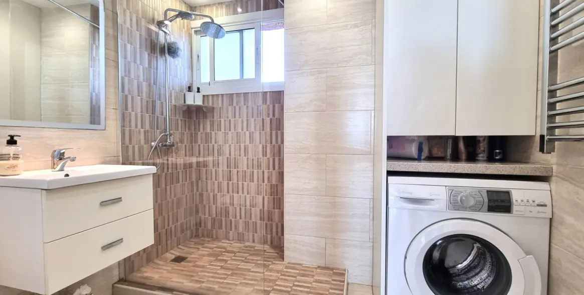 Venta de ático dúplex en Calahonda 12