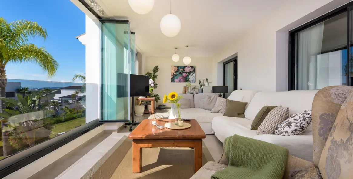 Продажа апартаментов на среднем этаже в Estepona 2