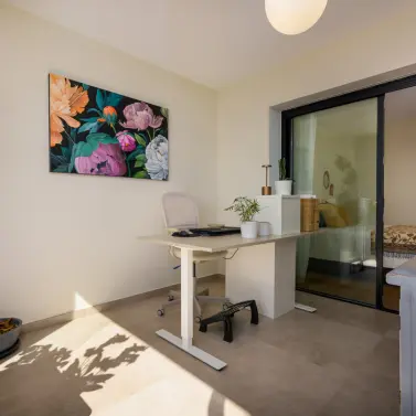 Продажа апартаментов на среднем этаже в Estepona