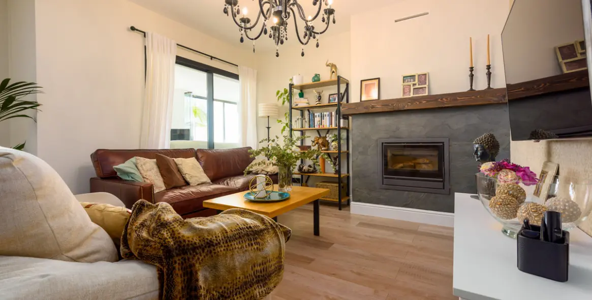 Продажа апартаментов на среднем этаже в Estepona 9