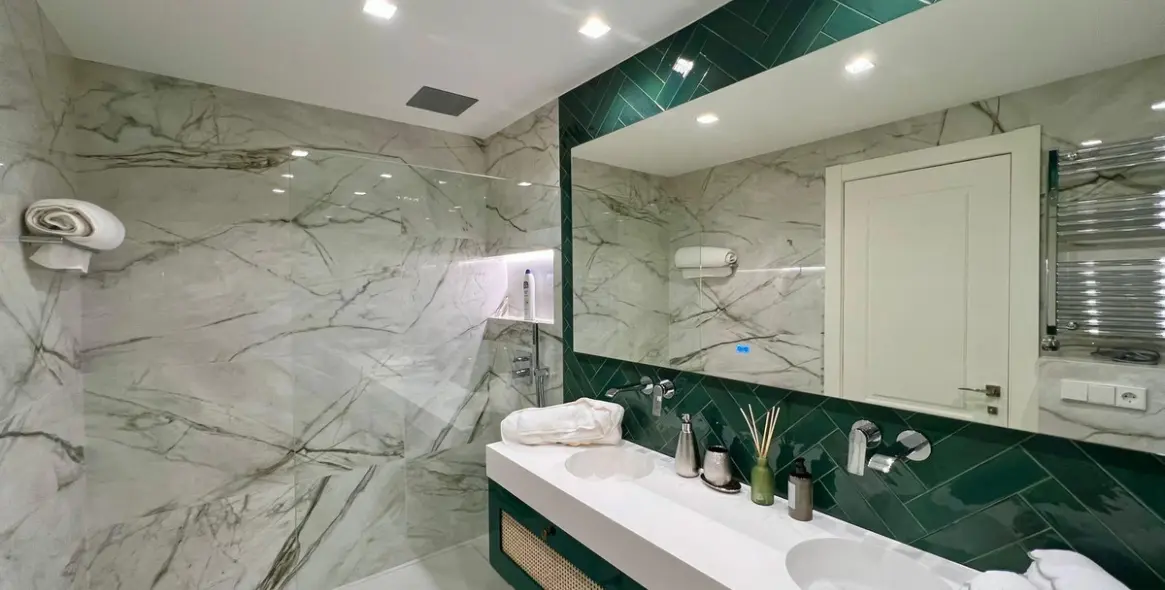 Alquiler a largo plazo de apartamento en planta media en The Golden Mile 22