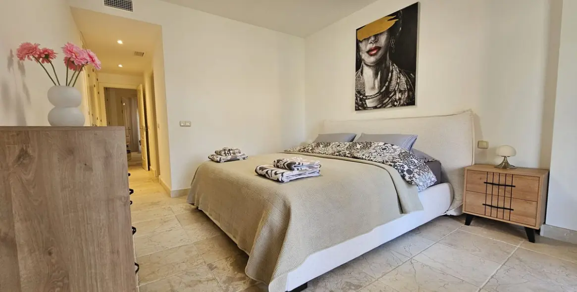 Long-term rent of middle floor apartment in Atalaya 12