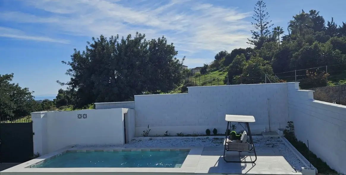 Long-term rent of finca - cortijo in Estepona 2