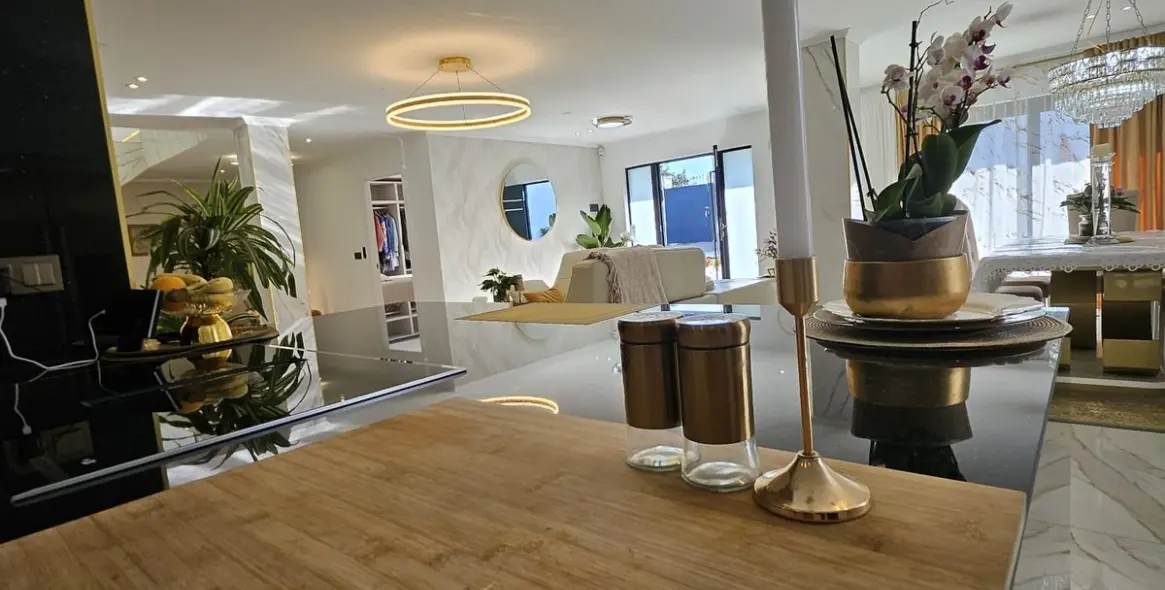 Long-term rent of finca - cortijo in Estepona 8