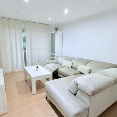 Продажа апартаментов на среднем этаже в Fuengirola