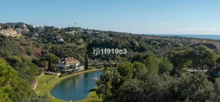 Продажа апартаментов на среднем этаже в Elviria 1