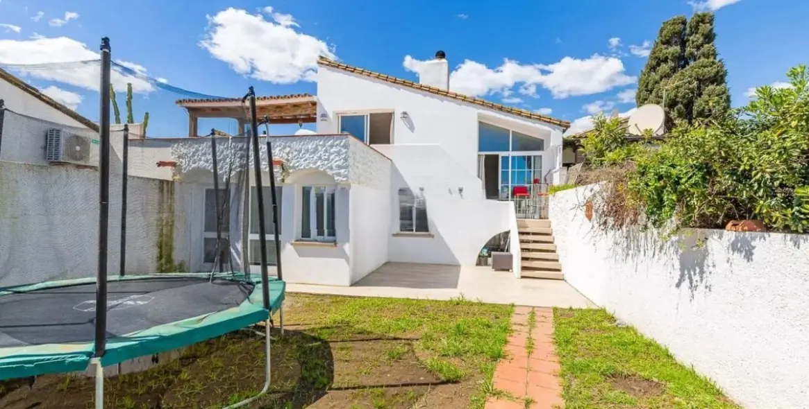 Продажа таунхауса в Estepona 3