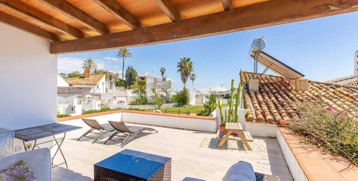 Продажа таунхауса в Estepona 18