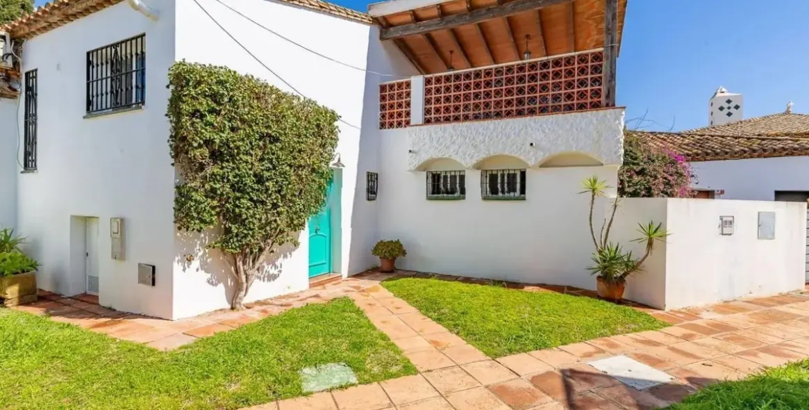 Продажа таунхауса в Estepona 20