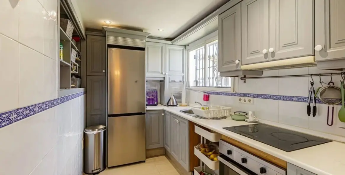 Sale of townhouse in Estepona 14