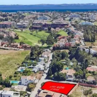 Venta de parcela residencial en Guadalmina Alta