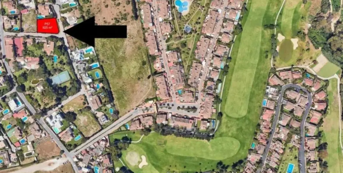 Продажа  жилого участка в Guadalmina Alta 5