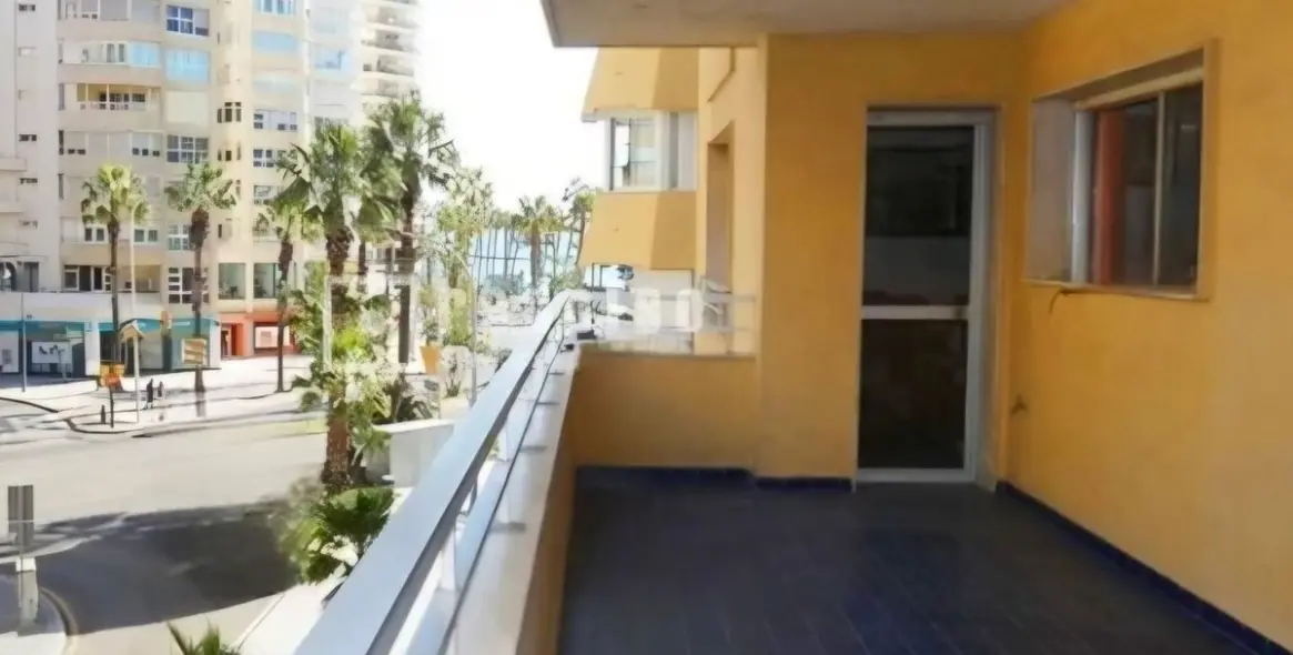 Продажа апартаментов на среднем этаже в Malagueta 1