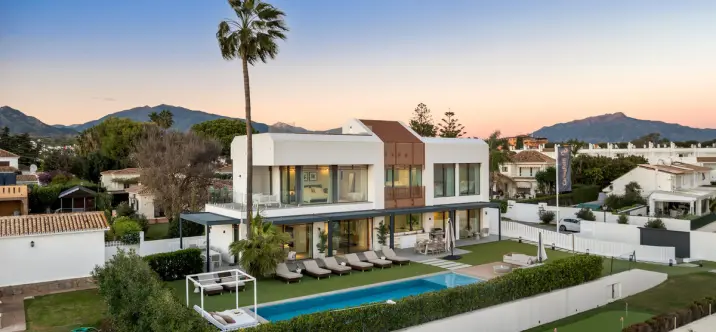Venta de villa independiente en New Golden Mile 0