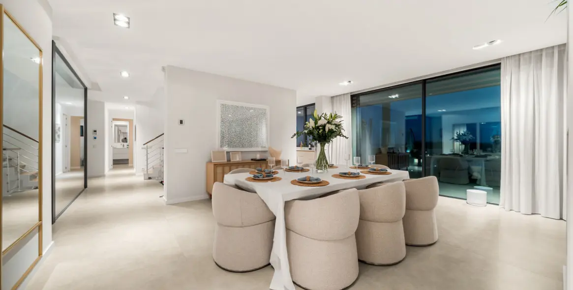 Venta de villa independiente en New Golden Mile 27
