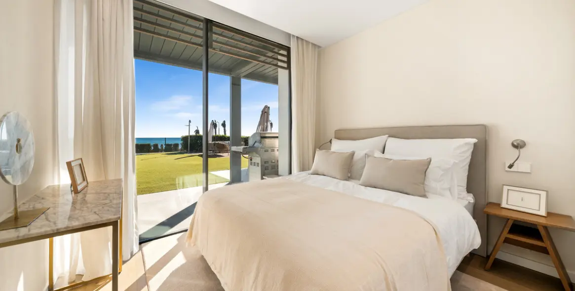 Venta de villa independiente en New Golden Mile 8