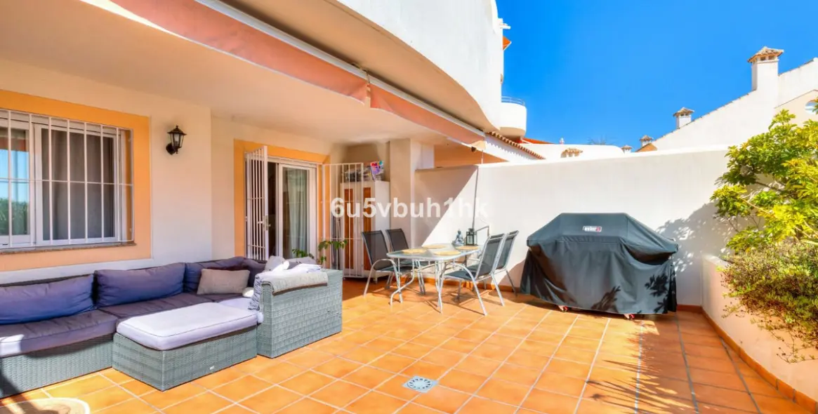 Продажа апартаментов на первом этаже в Benalmadena 1