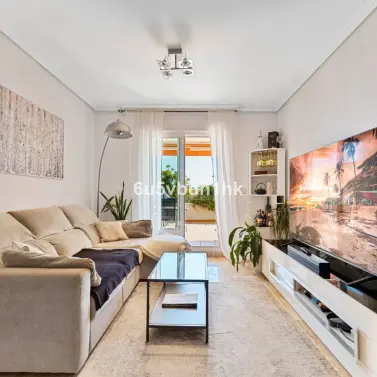 Продажа апартаментов на первом этаже в Benalmadena