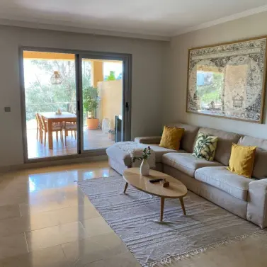 Venta de apartamento en planta baja en Estepona