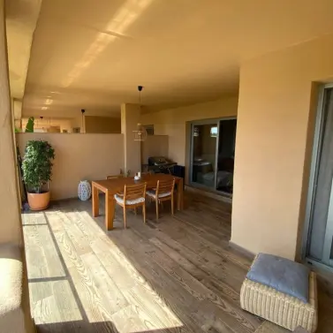 Venta de apartamento en planta baja en Estepona