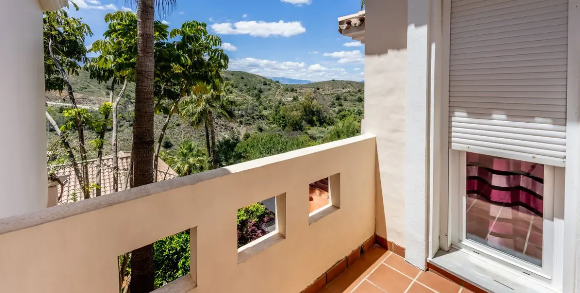 Sale of townhouse in Alhaurin Golf 16