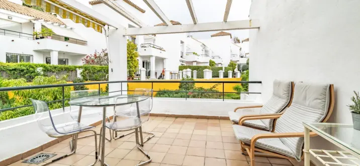 Sale of ground floor apartment in Marbella 3