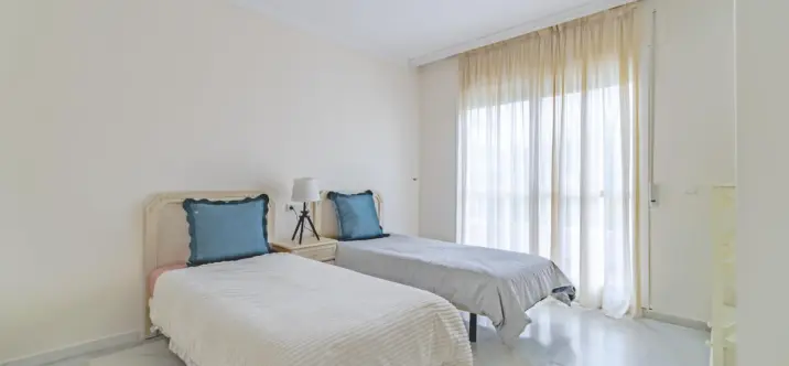 Sale of ground floor apartment in Marbella 4