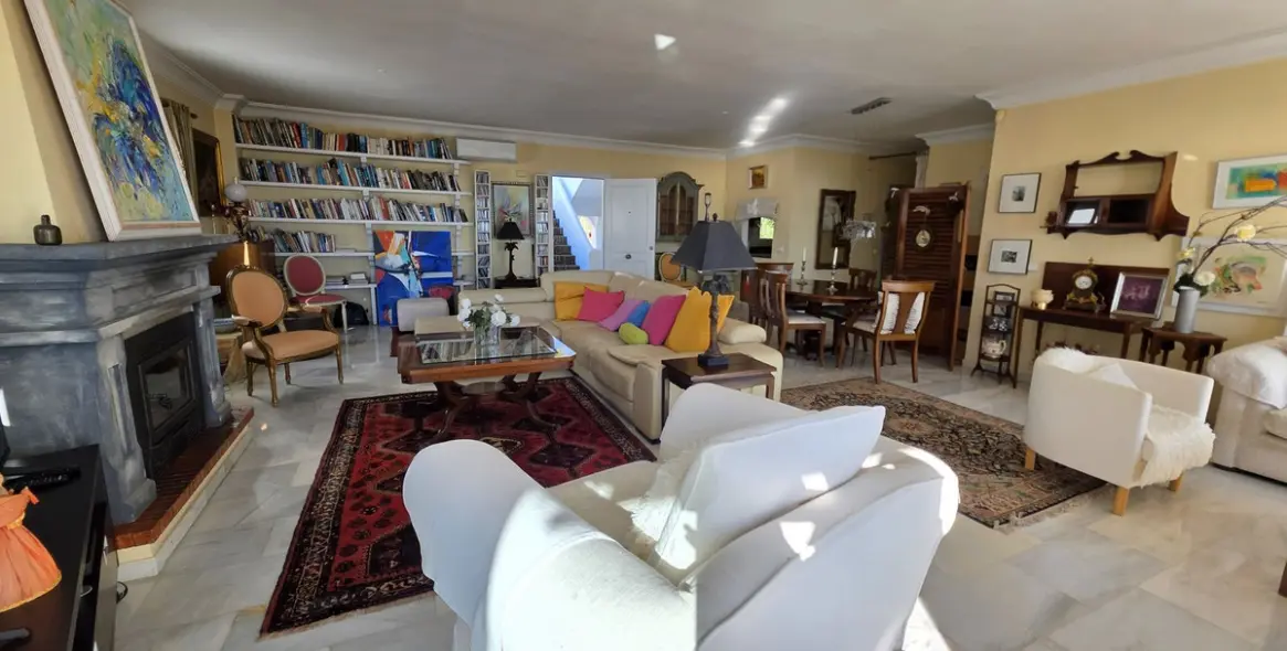 Продажа апартаментов на среднем этаже в La Mairena 26