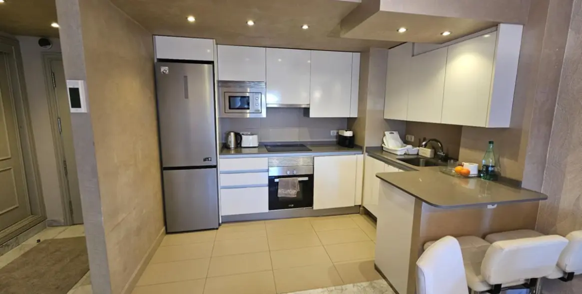 Продажа апартаментов на среднем этаже в Puerto Banús 1