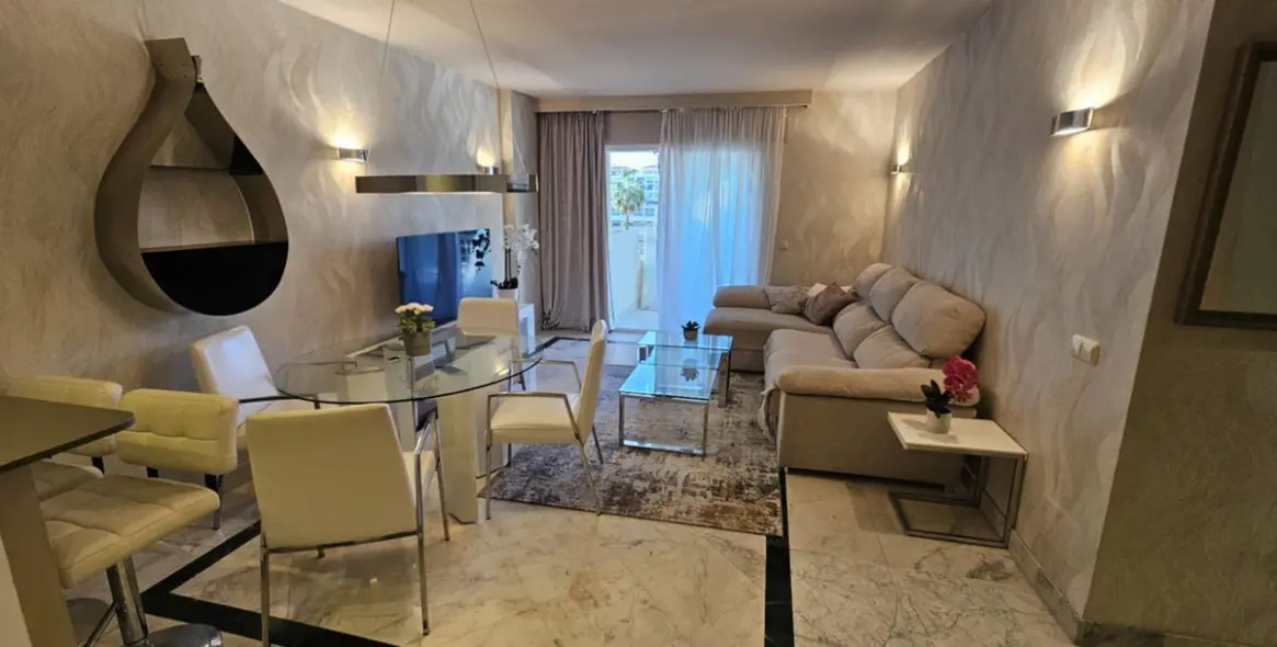 Продажа апартаментов на среднем этаже в Puerto Banús 8