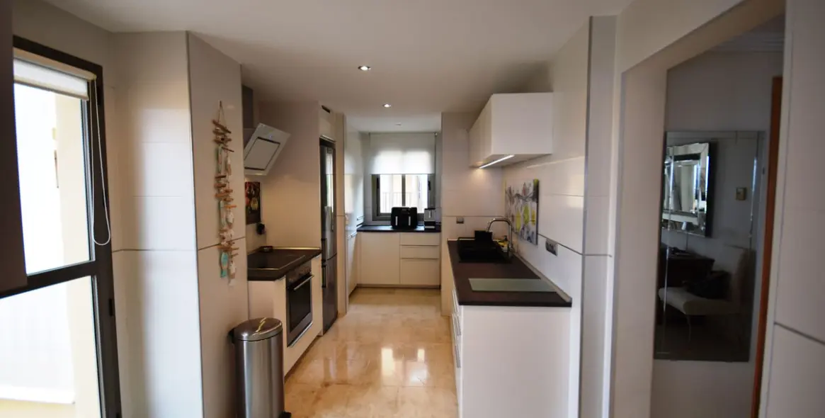 Продажа пентхауса в Benahavís 13