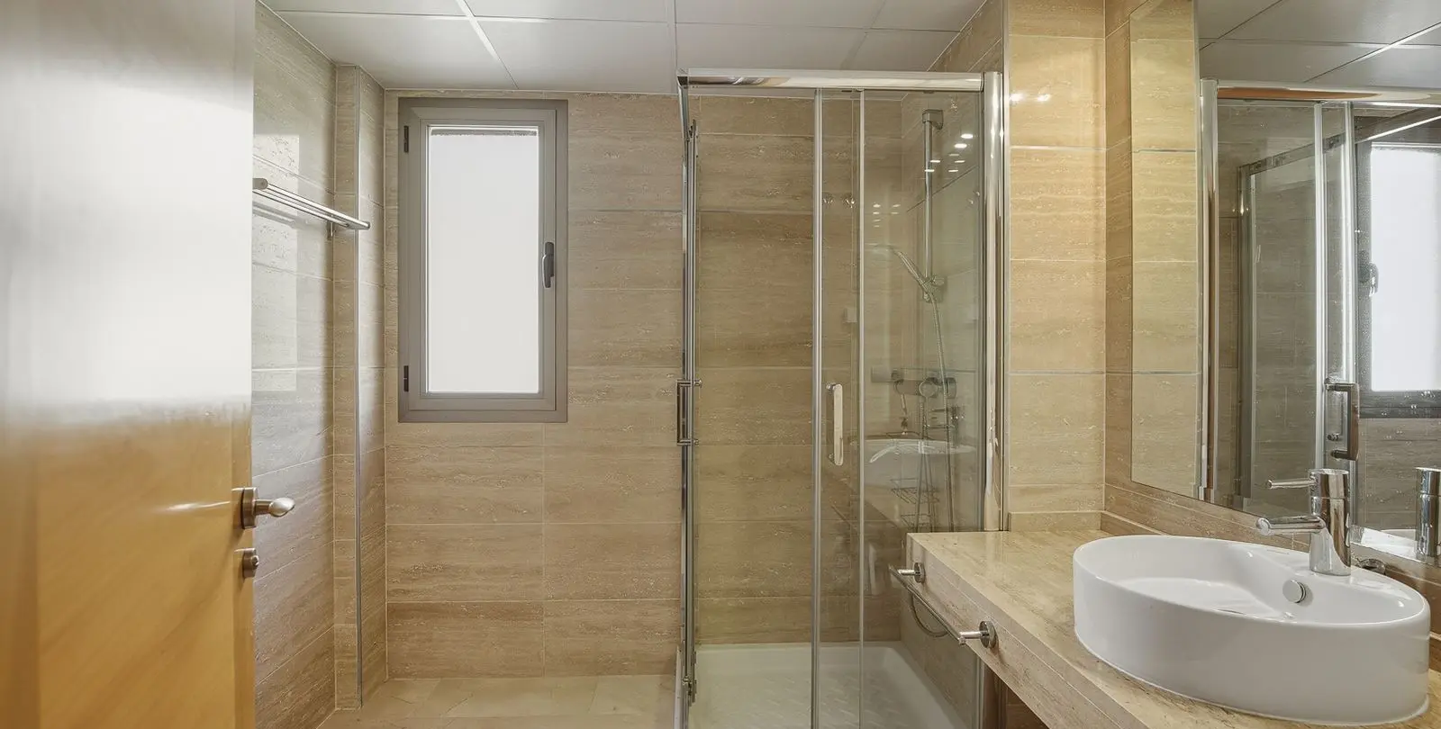 Sale of penthouse in Benahavís 13