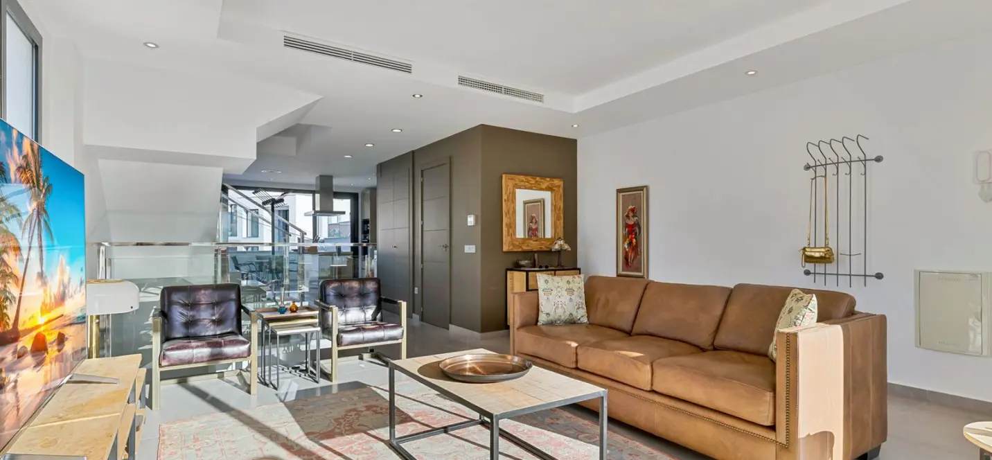 Sale of townhouse in Torreblanca 2