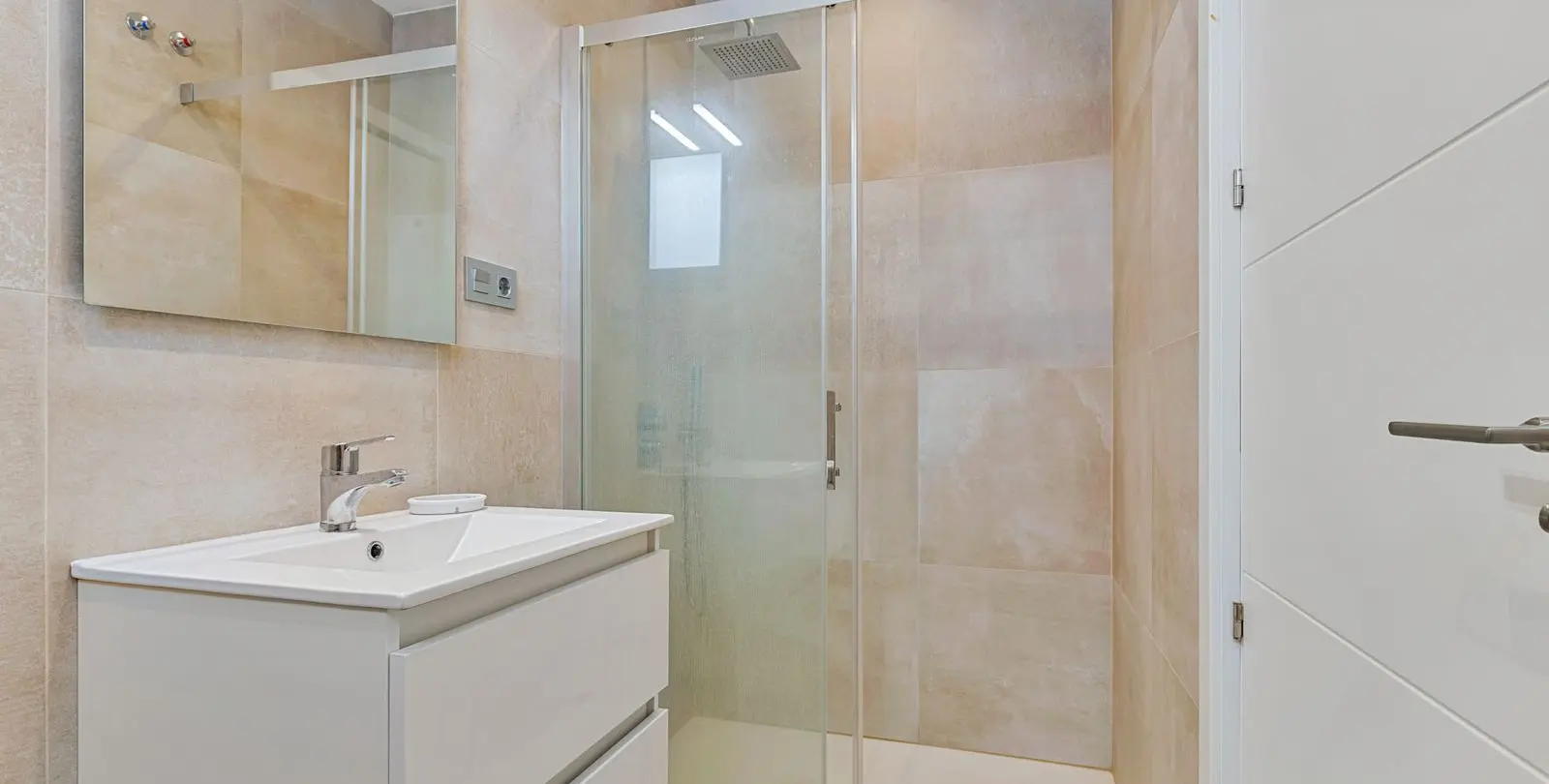Sale of townhouse in Torreblanca 23