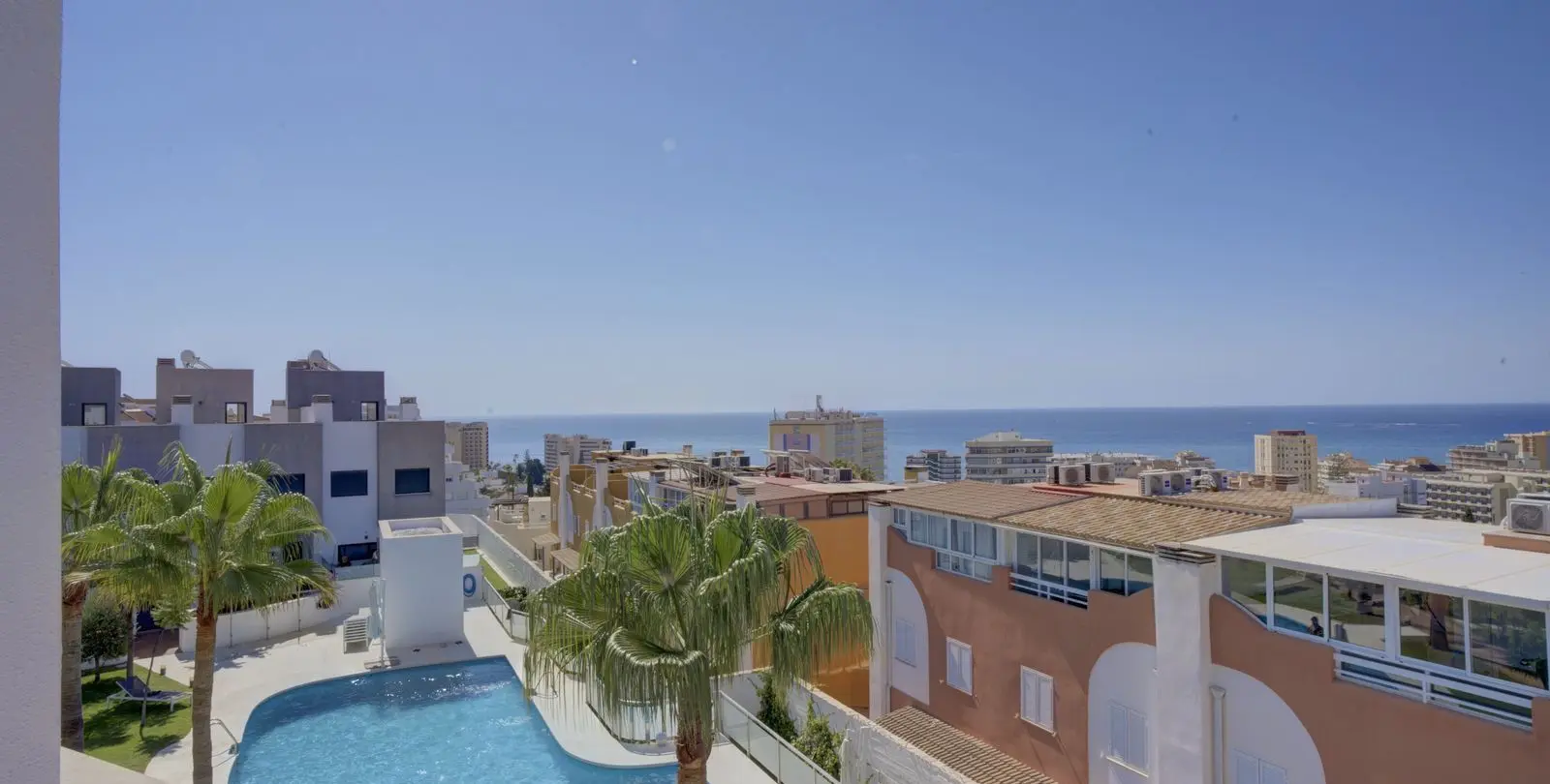 Sale of townhouse in Torreblanca 38