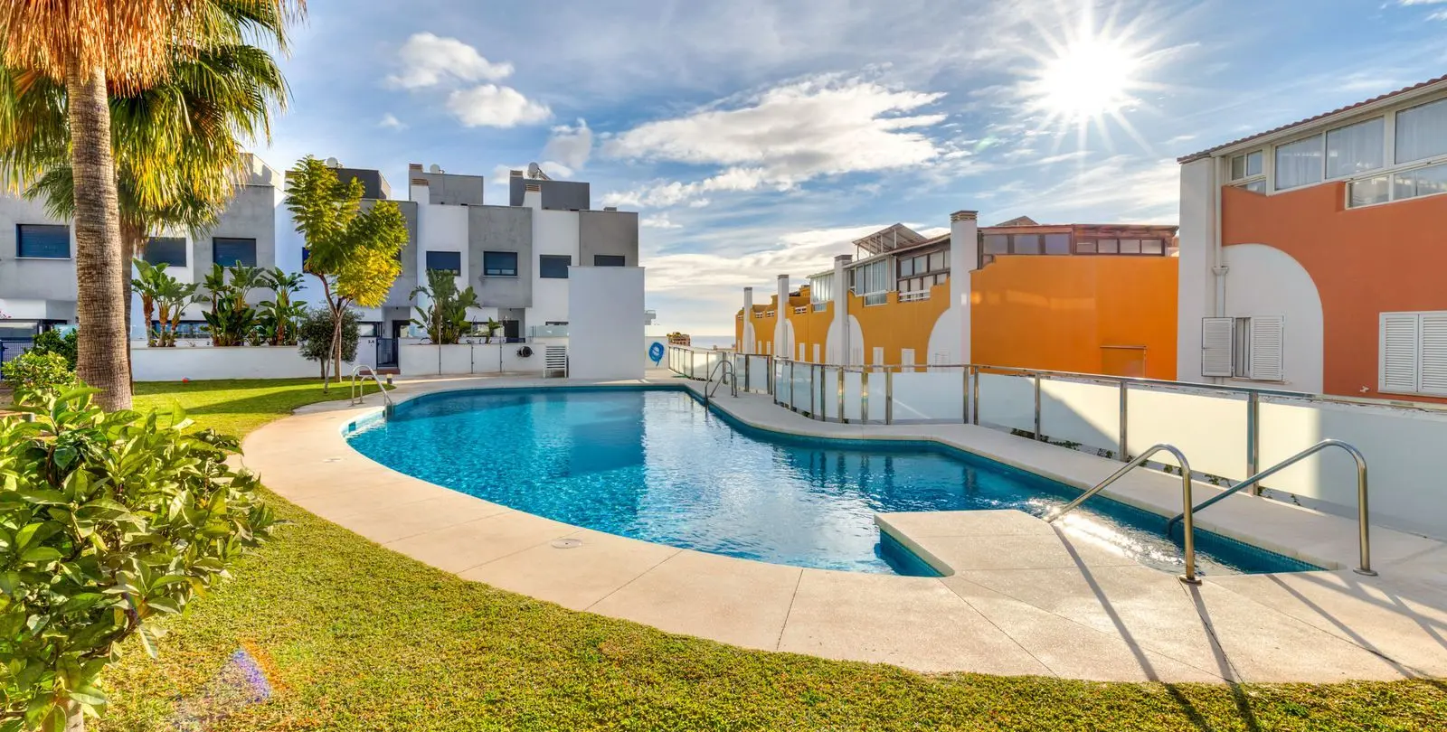 Sale of townhouse in Torreblanca 39