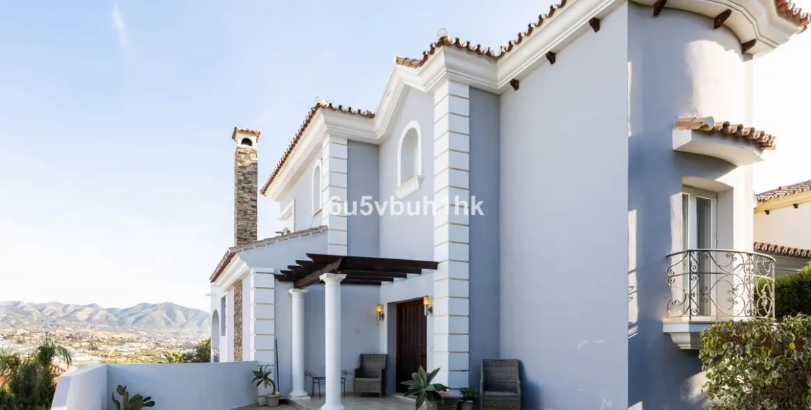 Sale of townhouse in Mijas 1