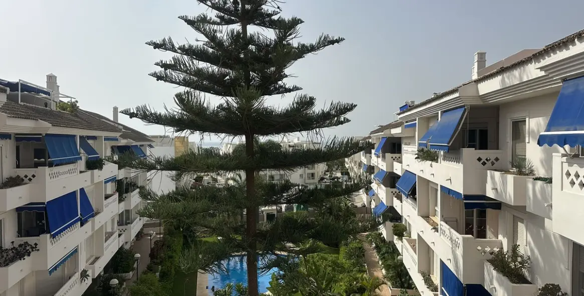 Sale of duplex in San Pedro de Alcántara 9