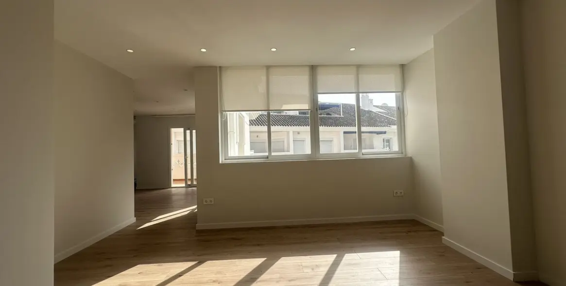 Sale of duplex in San Pedro de Alcántara 26