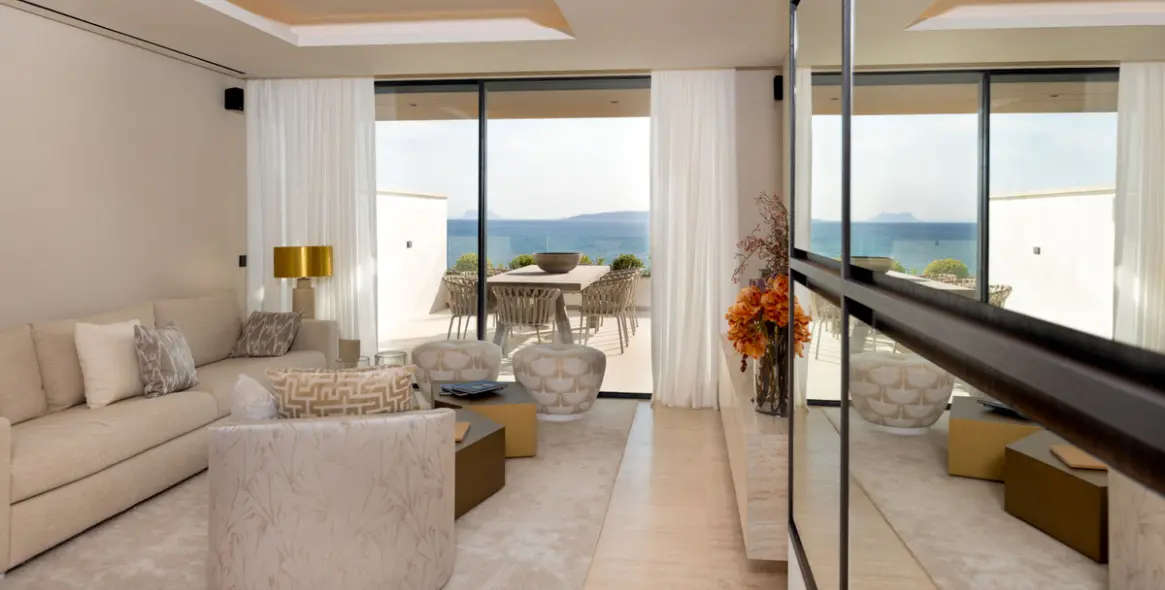 Sale of ground floor apartment in Estepona 9