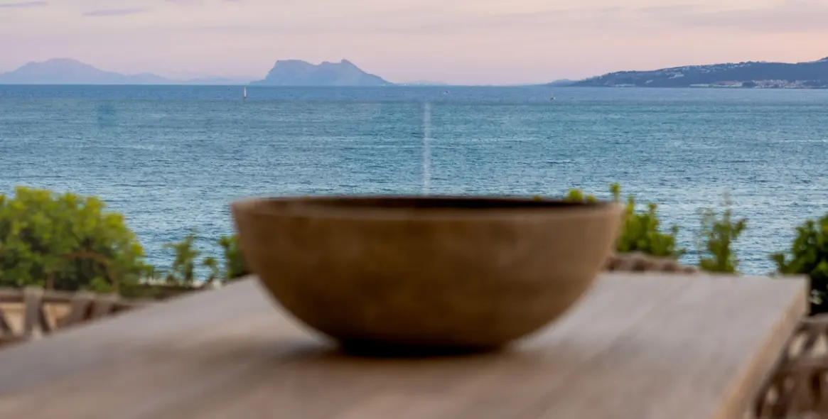 Sale of ground floor apartment in Estepona 10