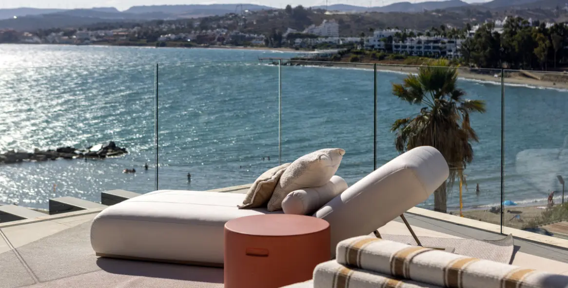 Sale of ground floor apartment in Estepona 15