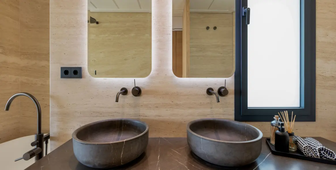 Sale of ground floor apartment in Estepona 16