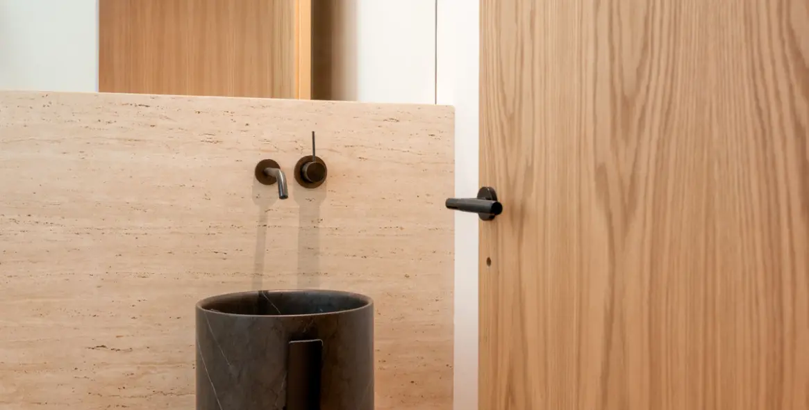 Sale of ground floor apartment in Estepona 19