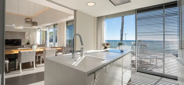 Venta de villa independiente en Estepona 3